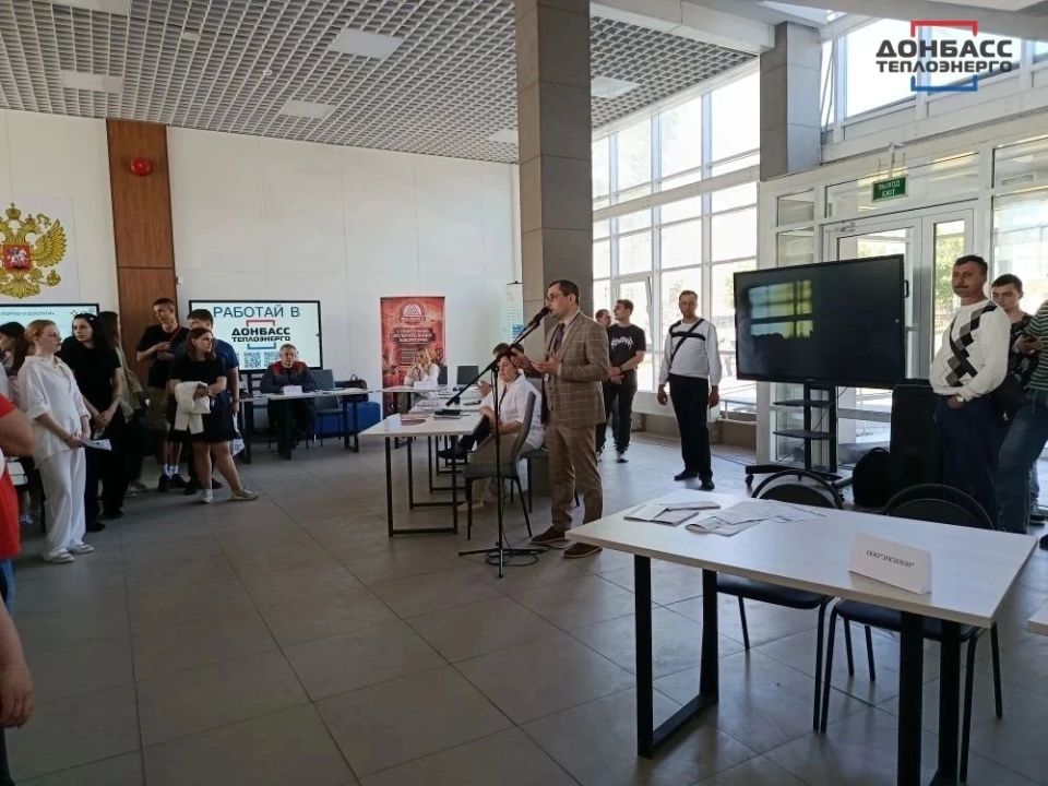 «ОТ ТЕОРИИ К ПРАКТИКЕ»: ВСТРЕЧА ФИЛИАЛА «МАРИУПОЛЬТЕПЛОСЕТЬ» С ВЫПУСКНИКАМИ ПГТУ «ОТ ТЕОРИИ К ПРАКТИКЕ»: ВСТРЕЧА ФИЛИАЛА «МАРИУПОЛЬТЕПЛОСЕТЬ» С ВЫПУСКНИКАМИ ПГТУ