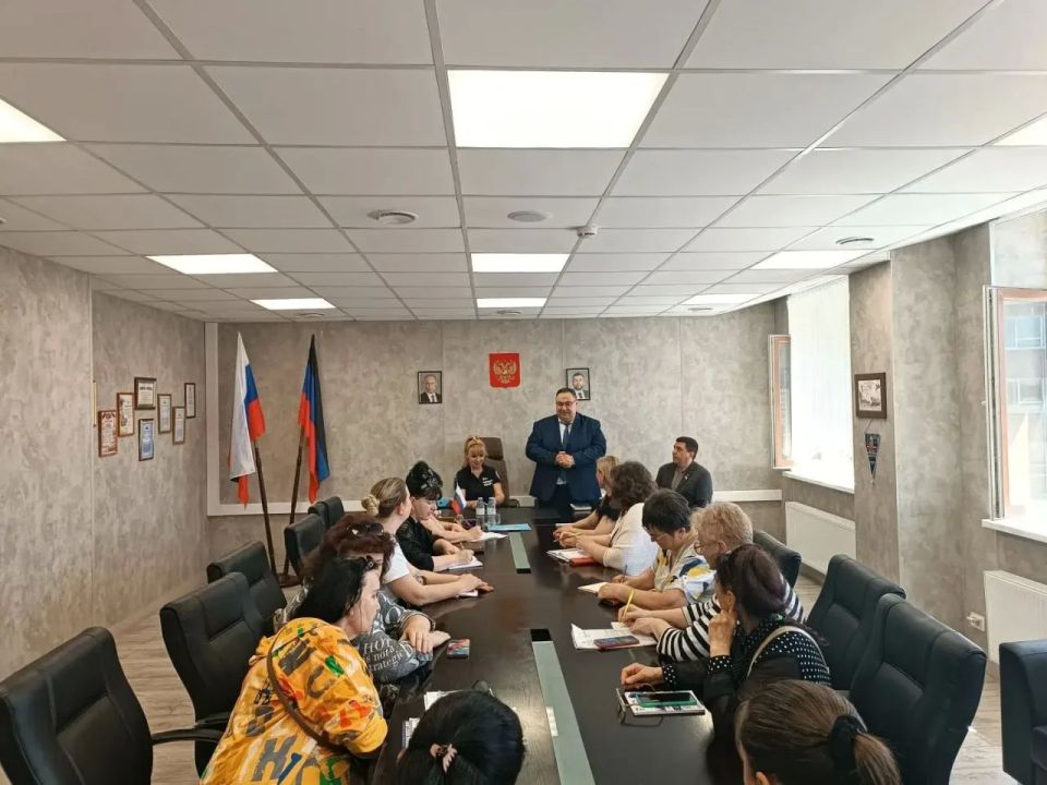 В Мариуполе состоялось организационно-образовательное мероприятие "Школа Народного контроля" В Мариуполе состоялось организационно-образовательное мероприятие "Школа Народного контроля"