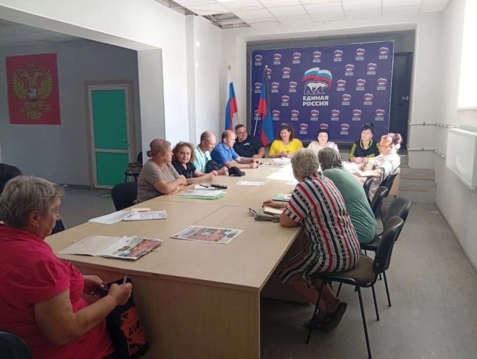 В Жовтневом и Приморском районах прошла встреча проекта Управдом с жителями В Жовтневом и Приморском районах прошла встреча проекта Управдом с жителями