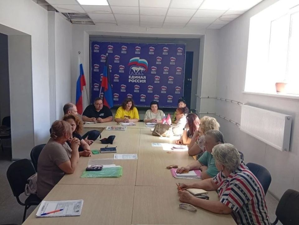 В Жовтневом и Приморском районах прошла встреча проекта Управдом с жителями В Жовтневом и Приморском районах прошла встреча проекта Управдом с жителями