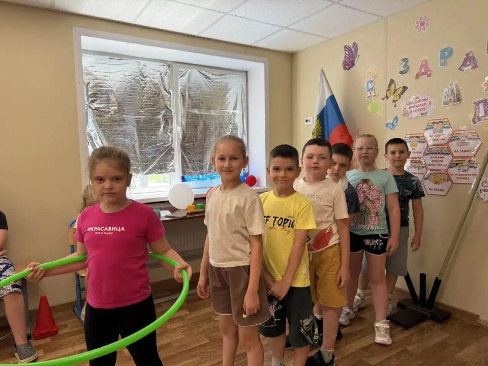 Сегодня в лагере «Мирный» был невероятно насыщенный и весёлый день! Сегодня в лагере «Мирный» был невероятно насыщенный и весёлый день!