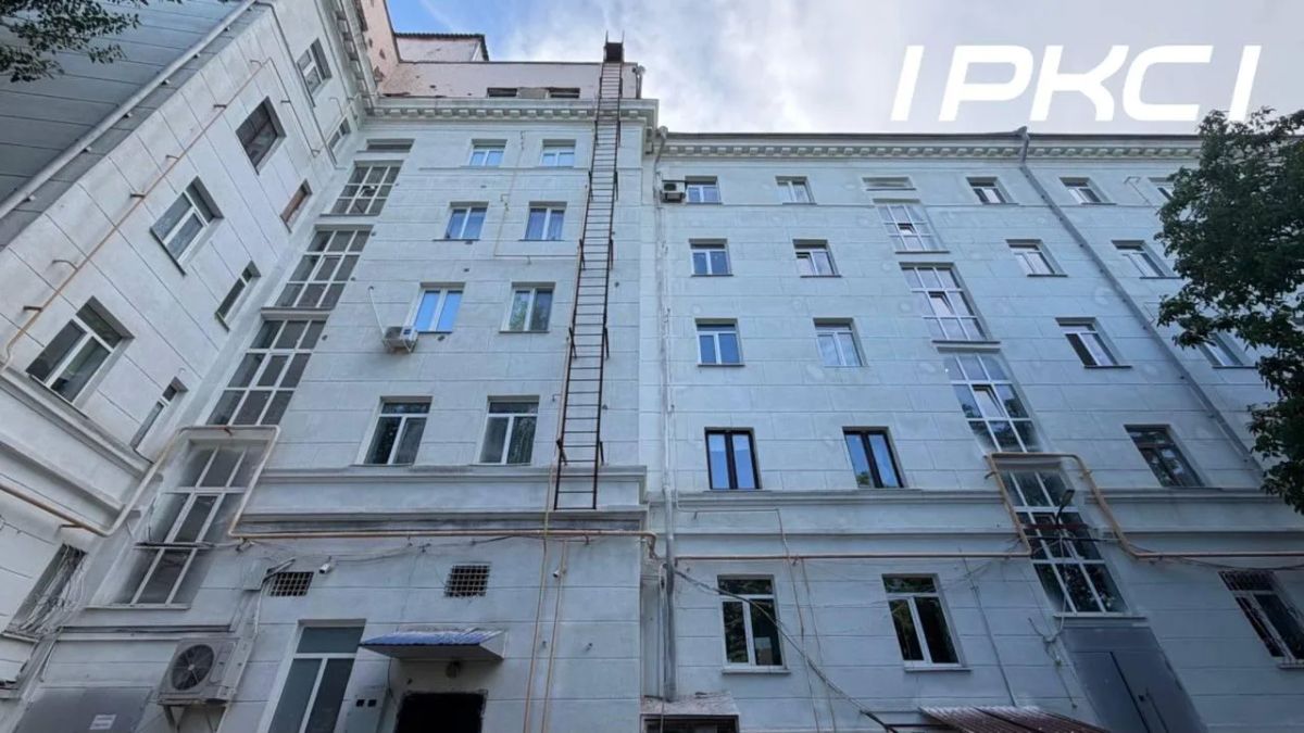 Продолжается восстановление многоквартирного дома на улице Энгельса Продолжается восстановление многоквартирного дома на улице Энгельса