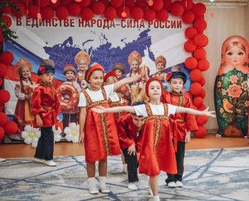За одним столом – вся Россия