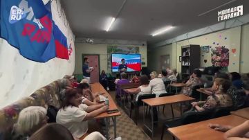 В исторические регионы отправился 118-й отряд активистов Молодой Гвардии Единой России и Волонтерской Роты