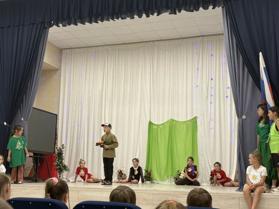 В нашем пришкольном лагере «Мечта» кипит жизнь! В нашем пришкольном лагере «Мечта» кипит жизнь!