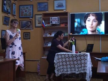 Для пожилых мариупольцев провели литературно-музыкальный вечер