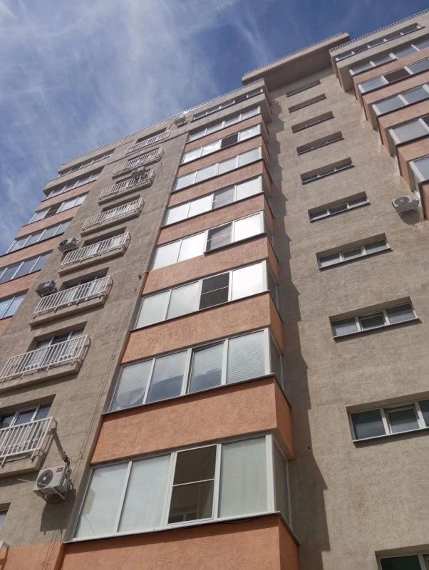 Завершено строительство многоквартирного дома на улице Гугеля в г. Мариуполе Завершено строительство многоквартирного дома на улице Гугеля в г. Мариуполе