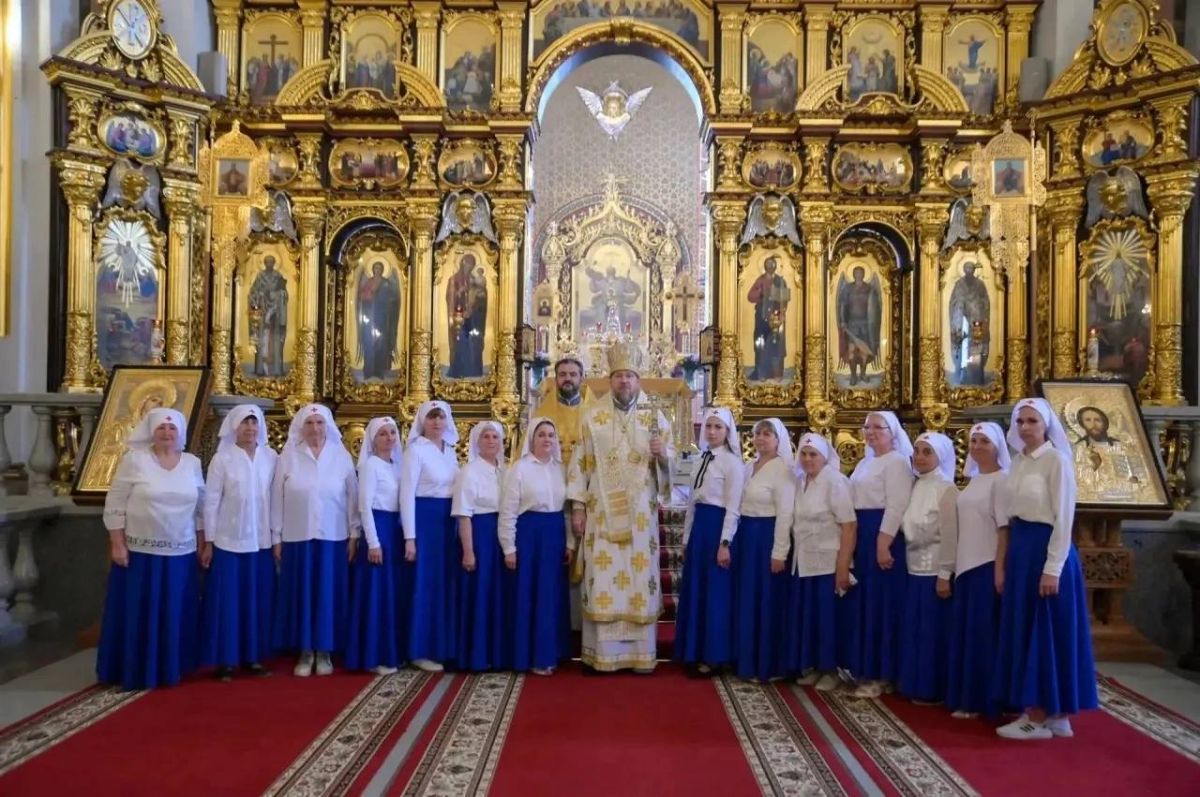 «Этот день стал важнейшей вехой в жизни епархии»: в Донецке прошла первая церемония посвящения в сестры милосердия «Этот день стал важнейшей вехой в жизни епархии»: в Донецке прошла первая церемония посвящения в сестры милосердия