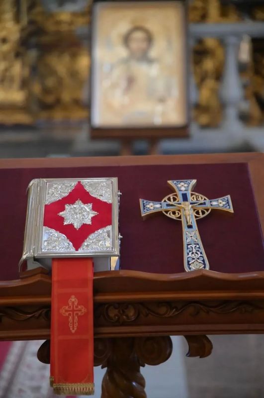 В Донецке прошло посвящение сестёр милосердия В Донецке прошло посвящение сестёр милосердия
