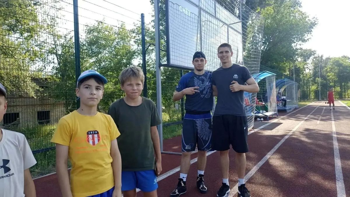 На стадионе «Олимп» прошел День бега и прыжков На стадионе «Олимп» прошел День бега и прыжков