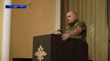 Генерал-лейтенант полиции Павел Гищенко попрощался с личным составом МВД по ДНР