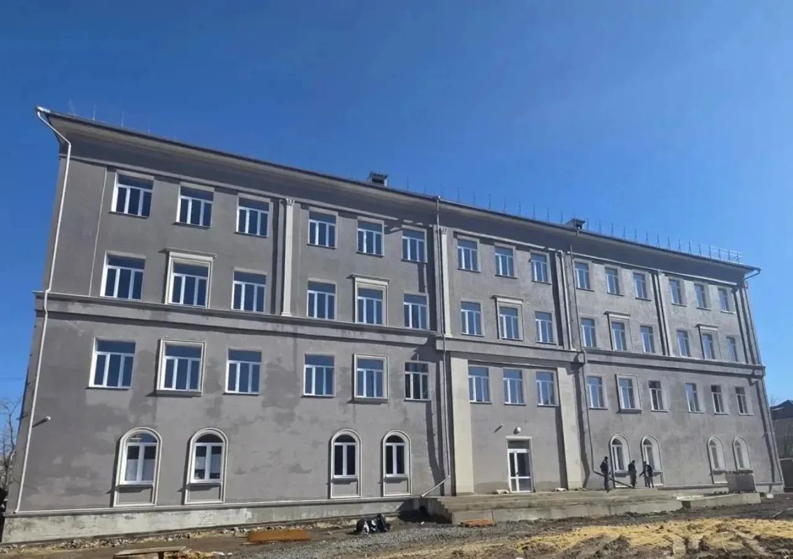 В Орджоникидзевском районе близится к финишной прямой восстановление Центра детского и юношеского творчества В Орджоникидзевском районе близится к финишной прямой восстановление Центра детского и юношеского творчества