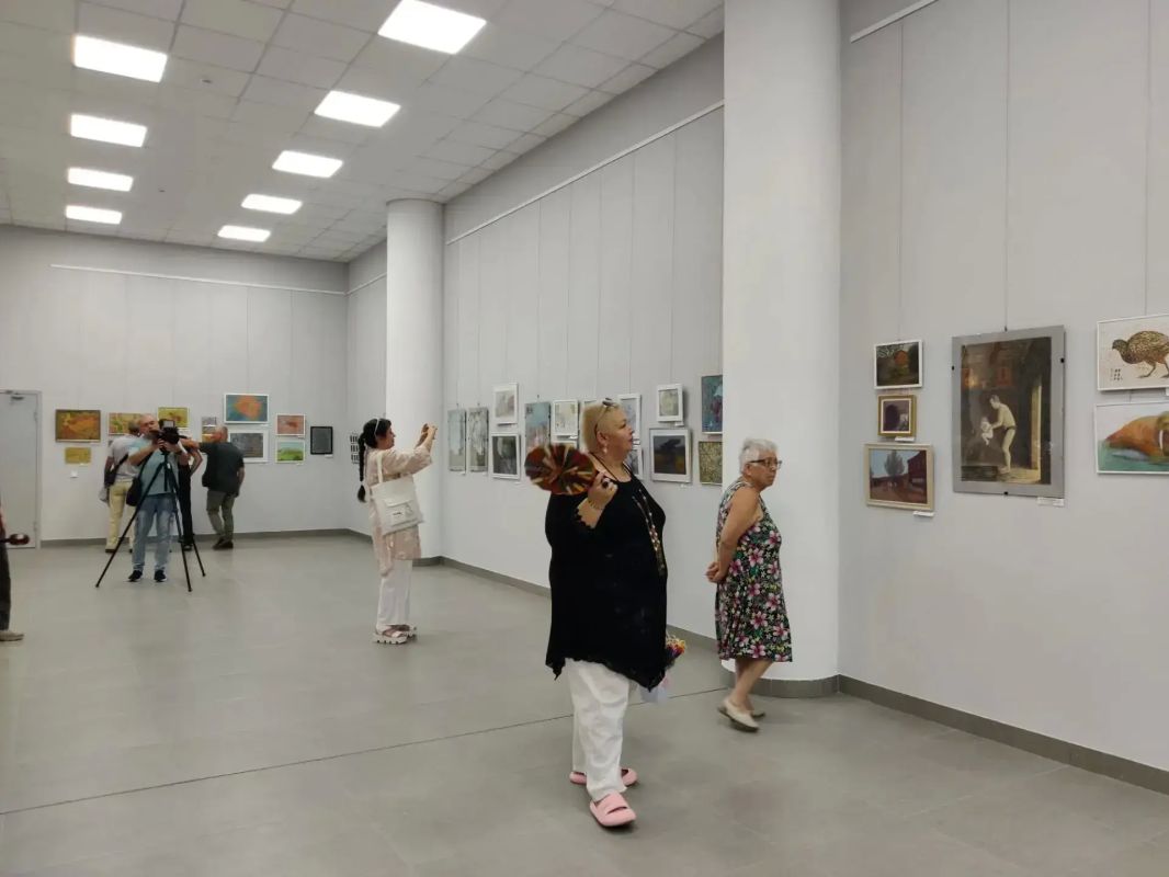 В Мариуполе открылась новая художественная выставка В Мариуполе открылась новая художественная выставка