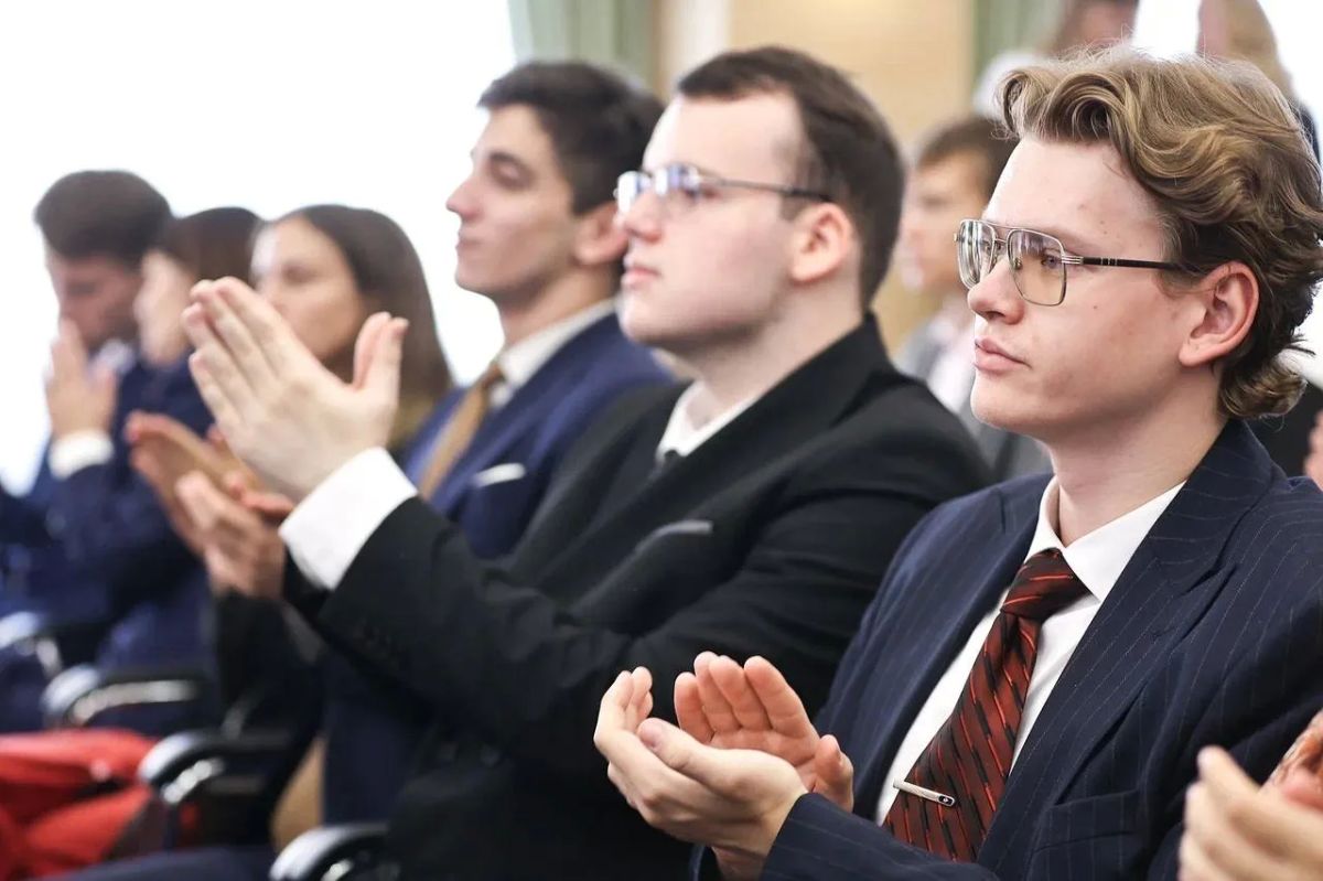 Сергей Кравцов открыл всероссийскую конференцию «Служение Отечеству как призвание молодежи» Сергей Кравцов открыл всероссийскую конференцию «Служение Отечеству как призвание молодежи»