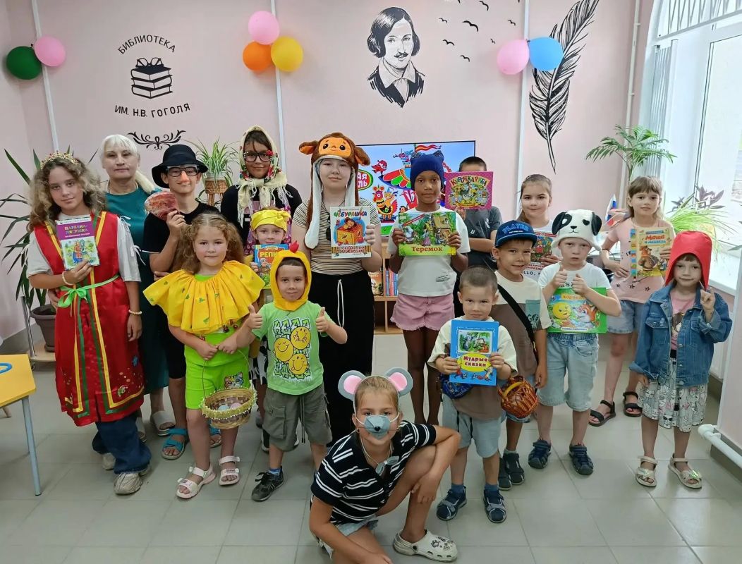 Юные читатели Орджоникидзевского района встретились с любимыми литературными героями