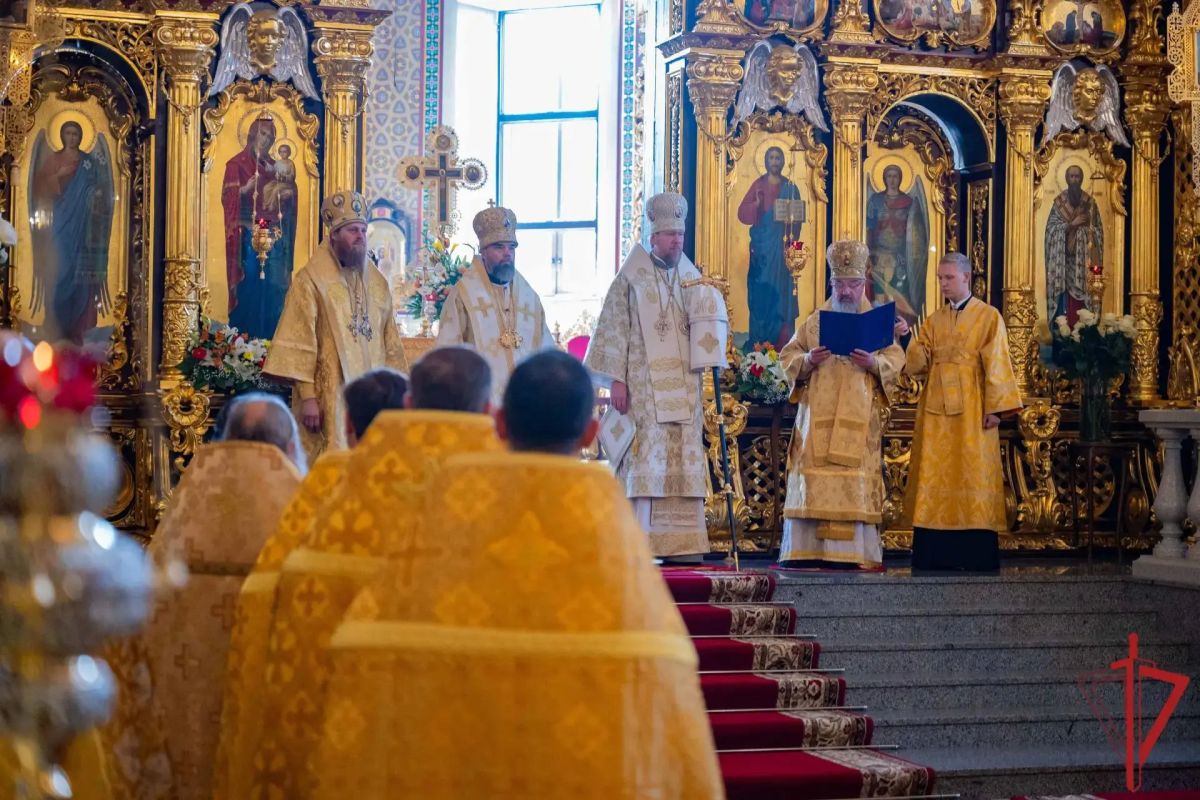 В ДНР росгвардейцы приняли участие в торжествах ко Дню Крещения Руси В ДНР росгвардейцы приняли участие в торжествах ко Дню Крещения Руси