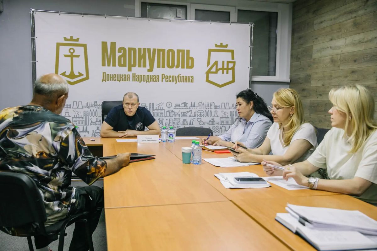 Антон Кольцов: Провел личный прием граждан для жителей Приморского района Антон Кольцов: Провел личный прием граждан для жителей Приморского района