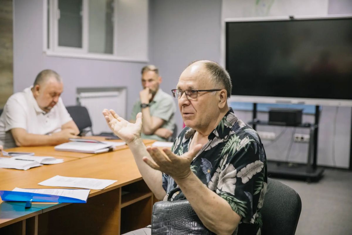 Антон Кольцов: Провел личный прием граждан для жителей Приморского района Антон Кольцов: Провел личный прием граждан для жителей Приморского района