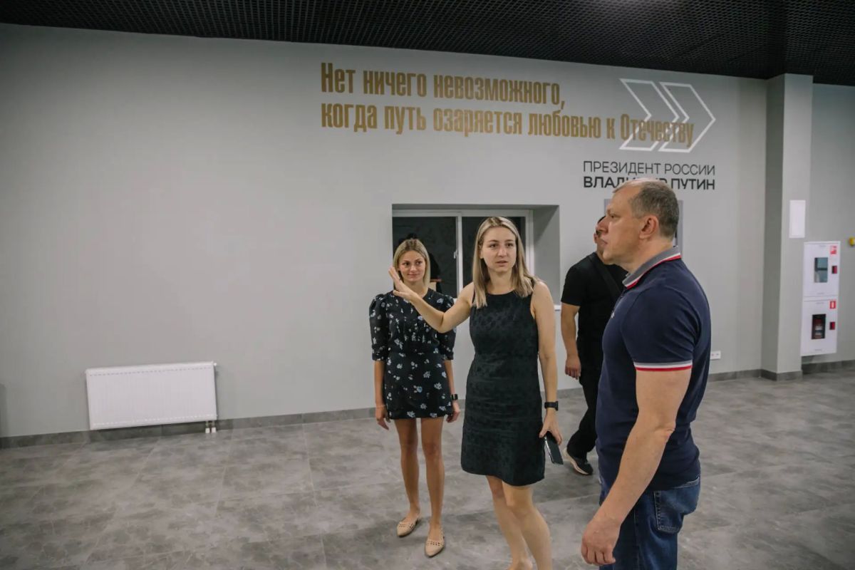 Антон Кольцов: Ознакомился с ходом подготовки молодёжного центра к предстоящему открытию Антон Кольцов: Ознакомился с ходом подготовки молодёжного центра к предстоящему открытию