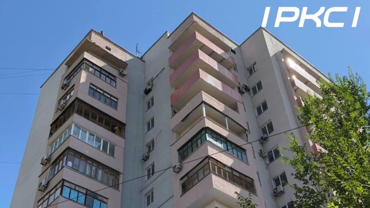 В Жовтневом районе Мариуполя восстановлен многоэтажный дом на проспекте Металлургов В Жовтневом районе Мариуполя восстановлен многоэтажный дом на проспекте Металлургов