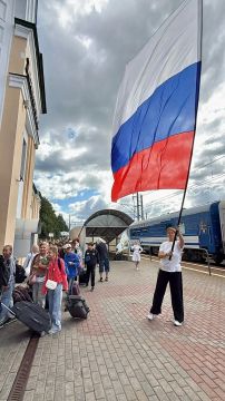Петербург продолжает принимать на отдых ребят из Мариуполя