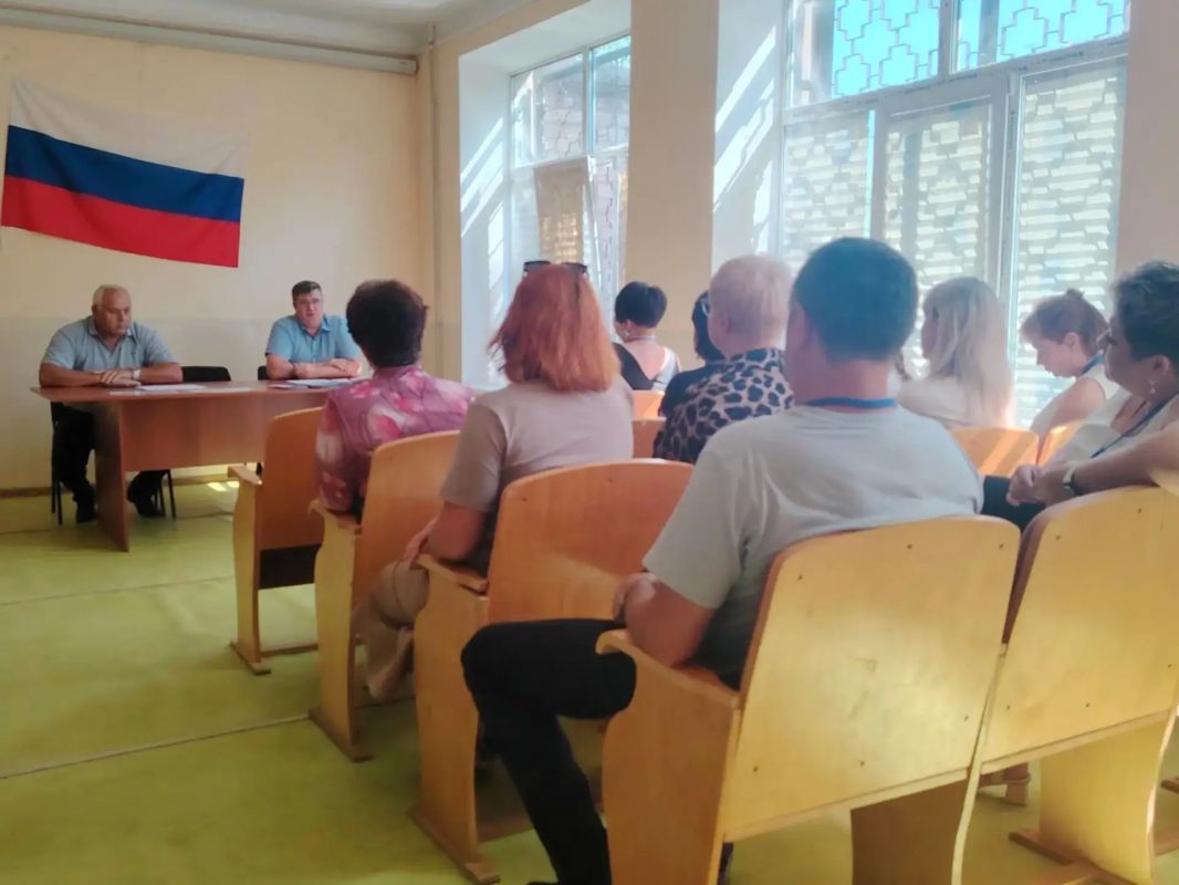 Круглый стол «Za здоровье», организованный главным врачом ГБУ ДНР «ММКЦ „БИЛ“ г. Мариуполя», Координатором здравоохранения города Валентиной Гавриляк, прошел в клиентской службе Фонда пенсионного и социального страхования в... Круглый стол «Za здоровье», организованный главным врачом ГБУ ДНР «ММКЦ „БИЛ“ г. Мариуполя», Координатором здравоохранения города Валентиной Гавриляк, прошел в клиентской службе Фонда пенсионного и социального страхования в...
