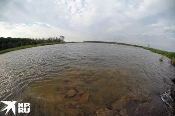 Оголенные скалистые берега теперь не сыскать: Старокрымское водохранилище, питающее Мариуполь, наполнилось до краев
