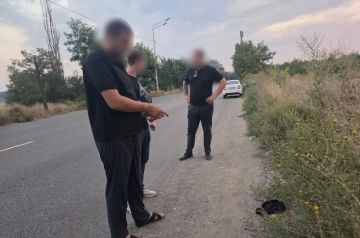 Друг «навел»: в Мариуполе грабители похитили у бизнесмена деньги и Mazda