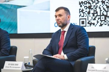 Денис Пушилин: Развитие морской робототехники сегодня – не просто технологический тренд, а необходимое условие для безопасного освоения водных пространств, защиты экологии и укрепления экономической и оборонной устойчивости...