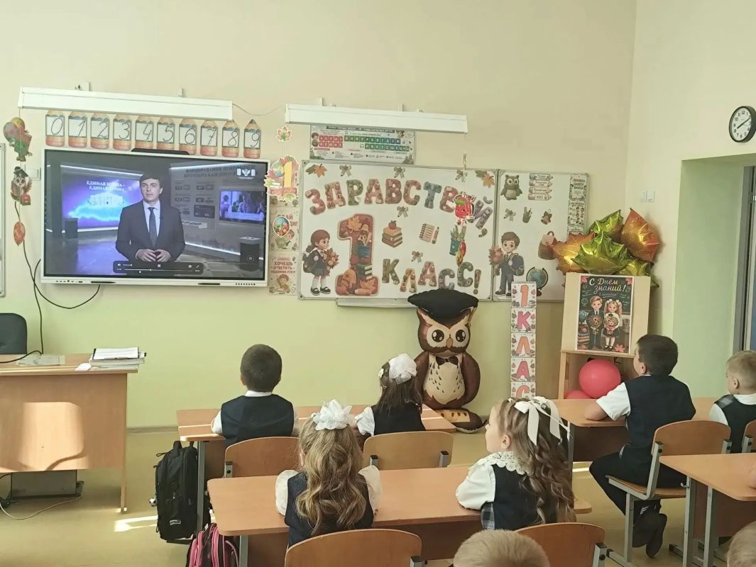 Начало нового учебного года в духе единства традиций и современных ориентиров Начало нового учебного года в духе единства традиций и современных ориентиров