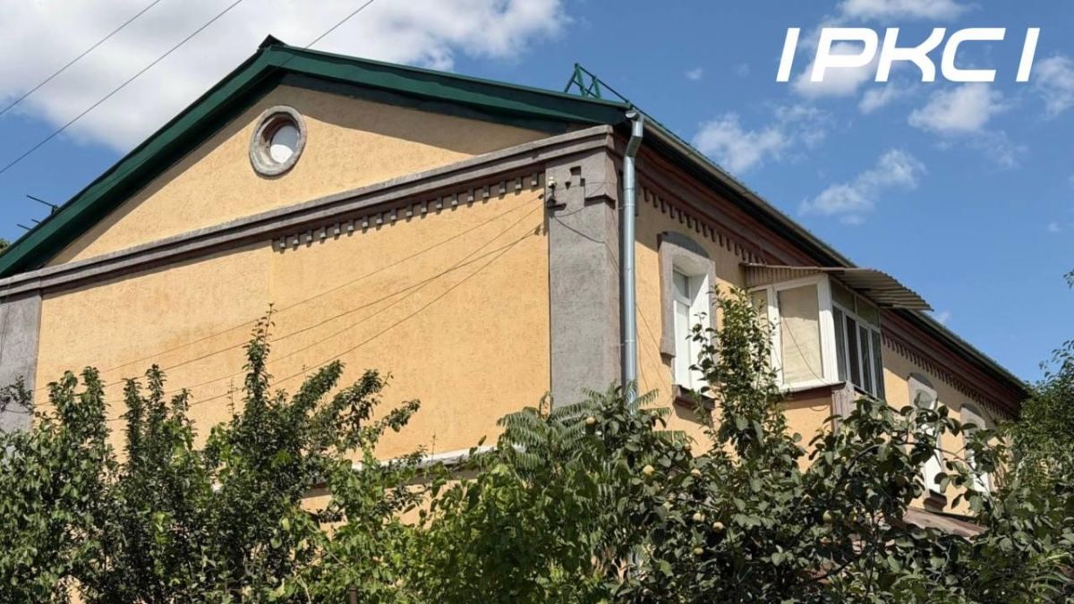 Ещё один дом на проспекте Ильича восстановлен в Мариуполе Ещё один дом на проспекте Ильича восстановлен в Мариуполе