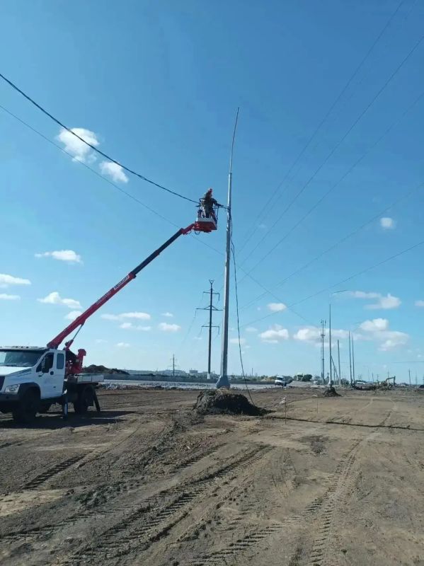 В Мариуполе продолжают обновлять и благоустраивать городскую инфраструктуру В Мариуполе продолжают обновлять и благоустраивать городскую инфраструктуру