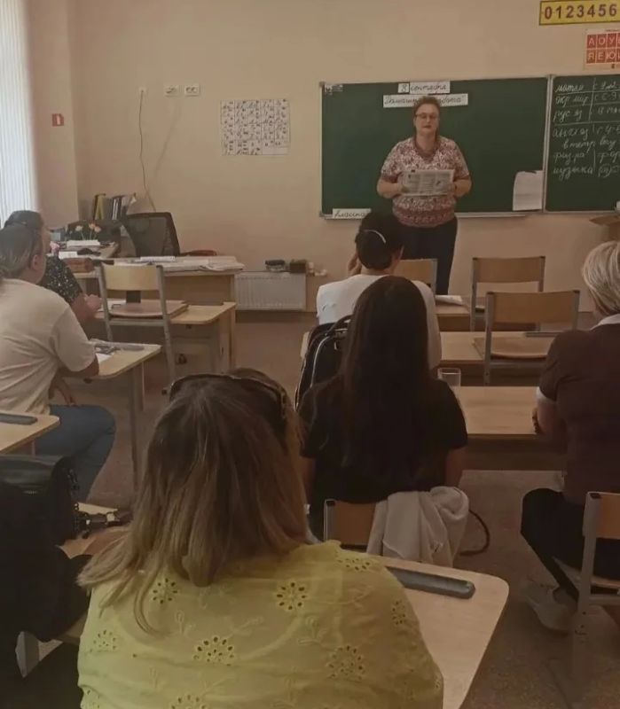 В нашей школе прошли первые родительское собрания в этом учебном году В нашей школе прошли первые родительское собрания в этом учебном году