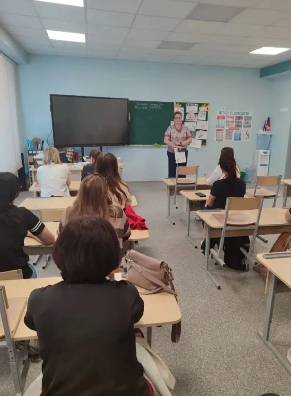 В нашей школе прошли первые родительское собрания в этом учебном году В нашей школе прошли первые родительское собрания в этом учебном году