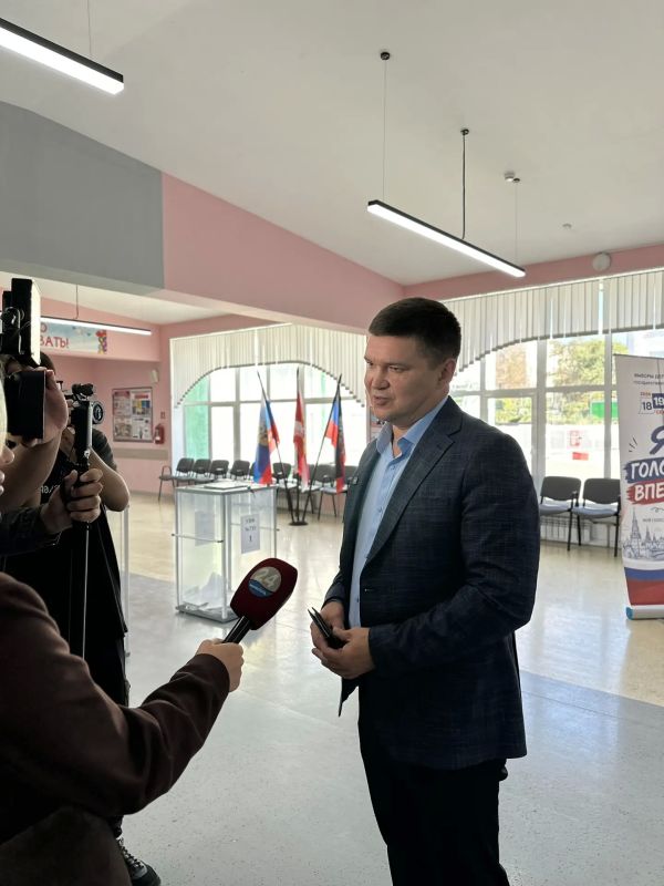 Председатель Мариупольского городского совета Донецкой Народной Республики принял участие в голосовании на выборах депутатов Государственной Думы Федерального Собрания Российской Федерации Председатель Мариупольского городского совета Донецкой Народной Республики принял участие в голосовании на выборах депутатов Государственной Думы Федерального Собрания Российской Федерации