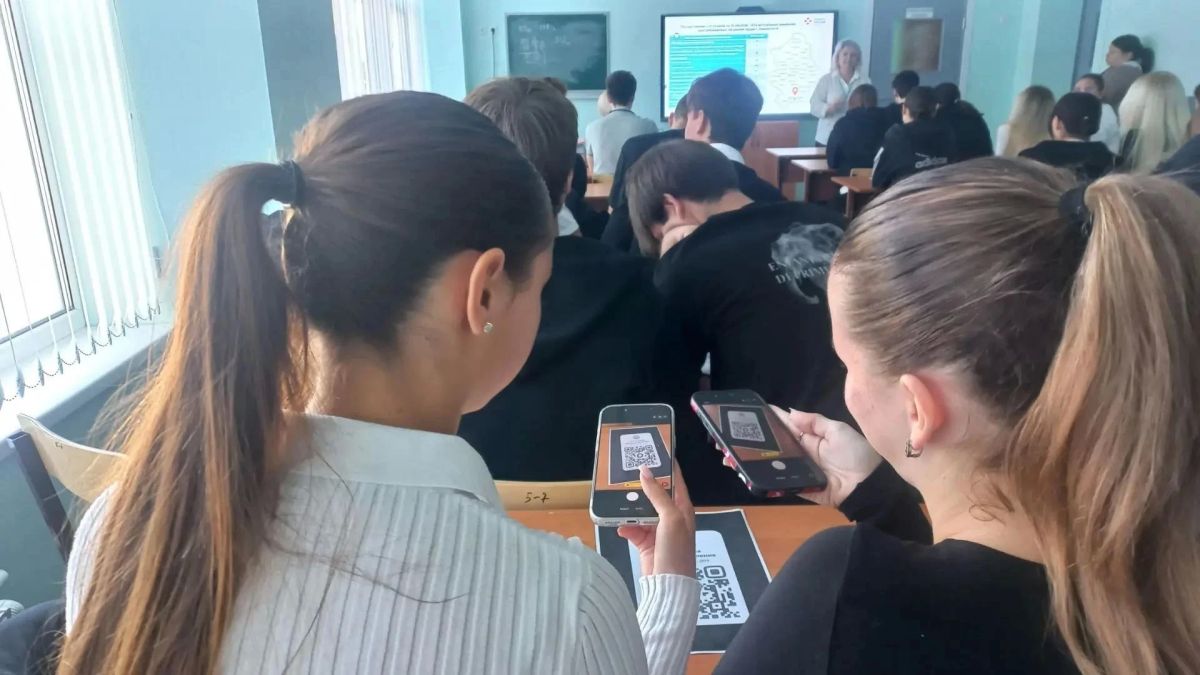Мариупольская молодежь выбирает свой профессиональный путь Мариупольская молодежь выбирает свой профессиональный путь