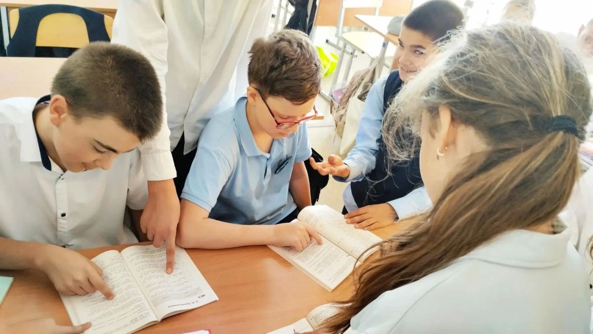 «Билет в будущее»: школьники прокладывают маршрут к профессии! «Билет в будущее»: школьники прокладывают маршрут к профессии!