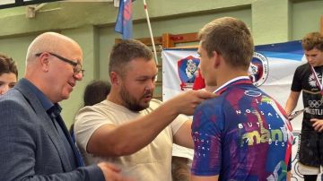 Санкт-Петербург принял участие в мероприятии Кубок Мариуполя по панкратиону