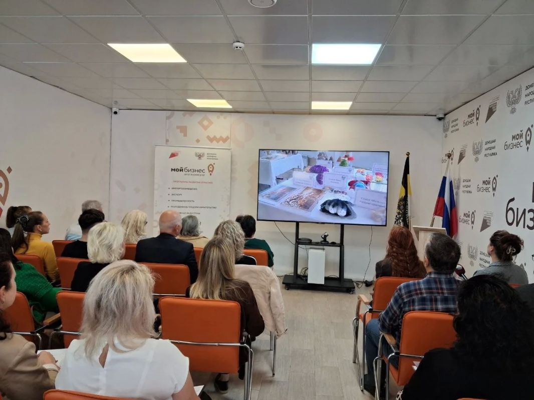 Круглый стол «Мариупольская гавань: единство» Круглый стол «Мариупольская гавань: единство»