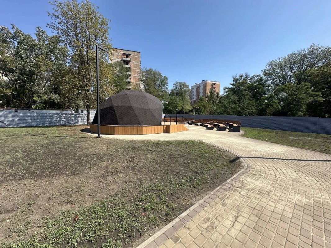 В Центре соцреабилитации детей-инвалидов тульские мастера создали пространство для творчества В Центре соцреабилитации детей-инвалидов тульские мастера создали пространство для творчества