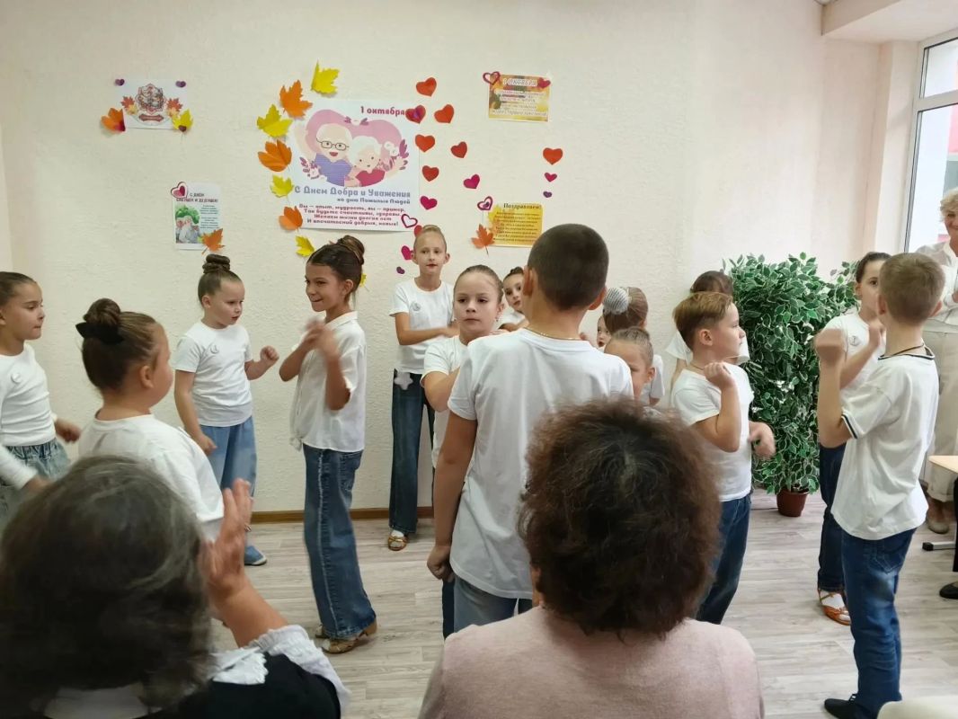 Тепло сердец: День пожилого человека в Мариуполе Тепло сердец: День пожилого человека в Мариуполе