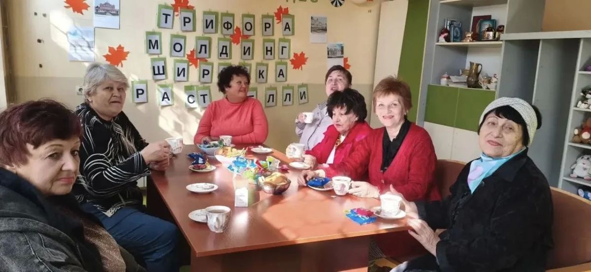 Пожилые мариупольцы стали участниками интеллектуального праздника Пожилые мариупольцы стали участниками интеллектуального праздника