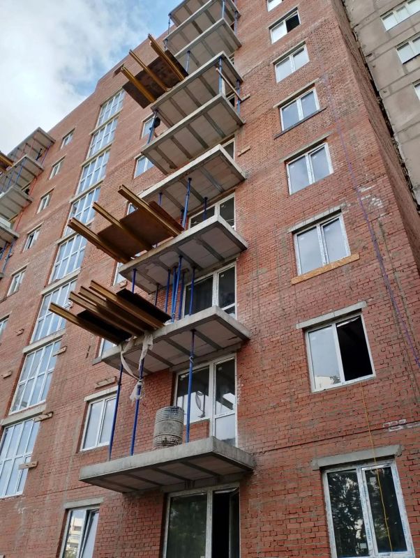 Восстановление многоквартирного дома на ул. Курчатова в г. Мариуполе Восстановление многоквартирного дома на ул. Курчатова в г. Мариуполе