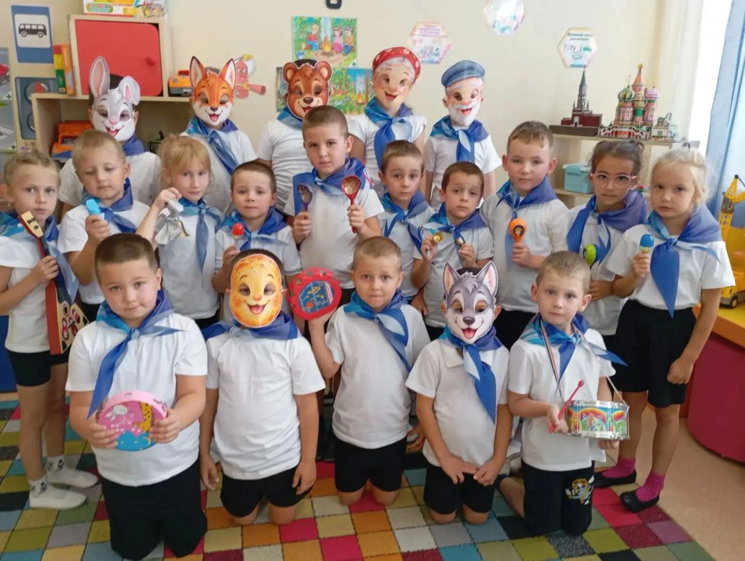 В подготовительной группе ГБДОУ "Детский сад №102 г.о. Мариуполь" ДНР состоялось второе событийное мероприятие в рамках проекта «Орлята-Дошколята» под названием «Сказочная музыка» В подготовительной группе ГБДОУ "Детский сад №102 г.о. Мариуполь" ДНР состоялось второе событийное мероприятие в рамках проекта «Орлята-Дошколята» под названием «Сказочная музыка»
