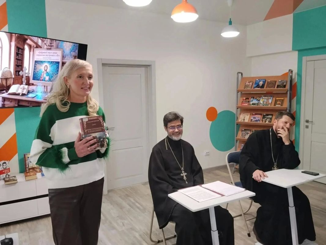 Для мариупольских студентов организовали духовно-просветительскую лекцию