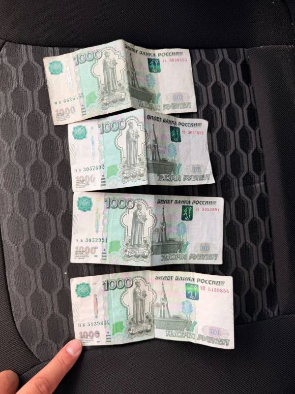 Мужик из Мариуполя дал взятку инспектору ДПС — автомобилисту за это грозит срок до 1 года