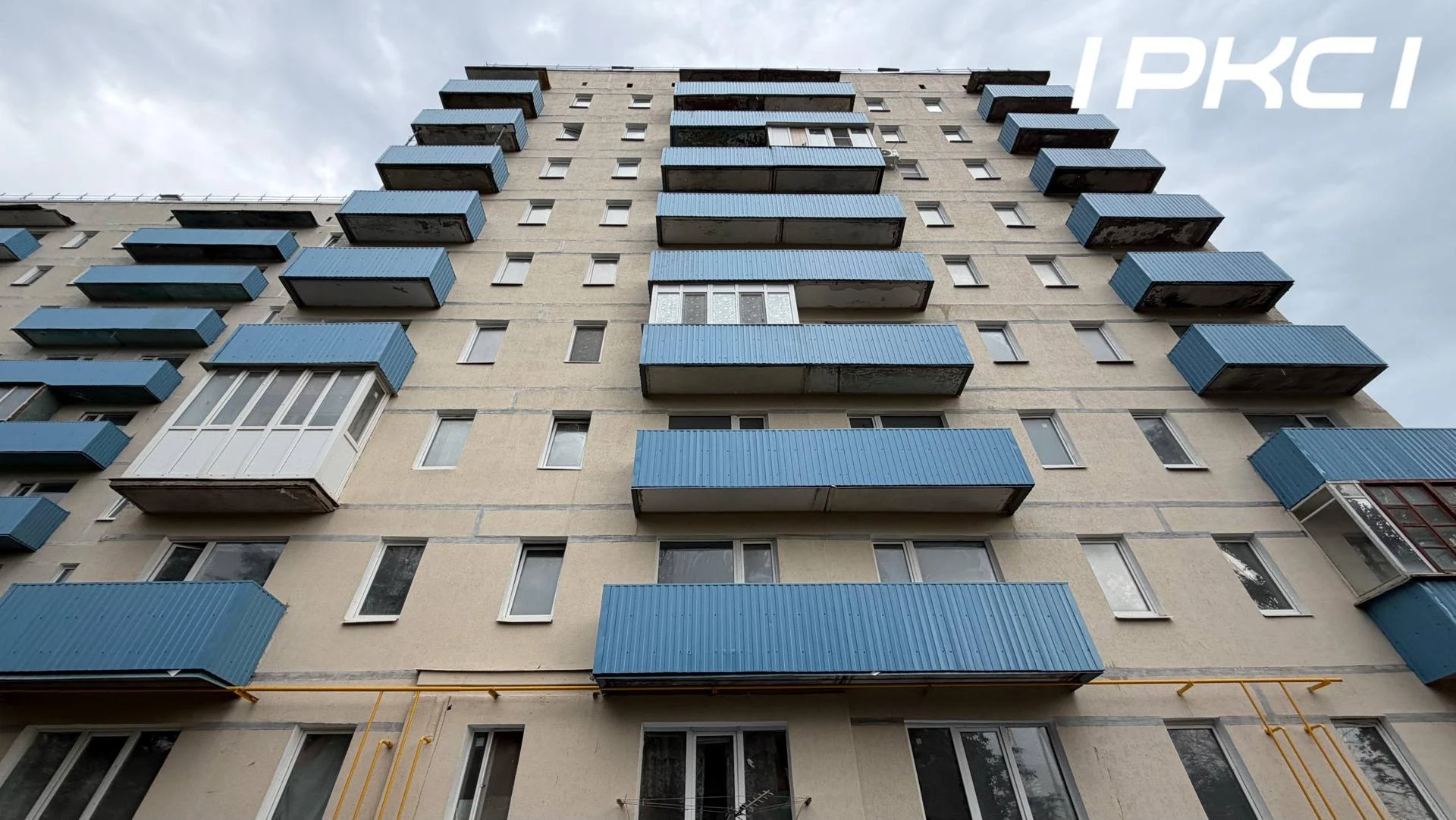 В Мариуполе завершается восстановление многоквартирного дома на улице Азовстальской